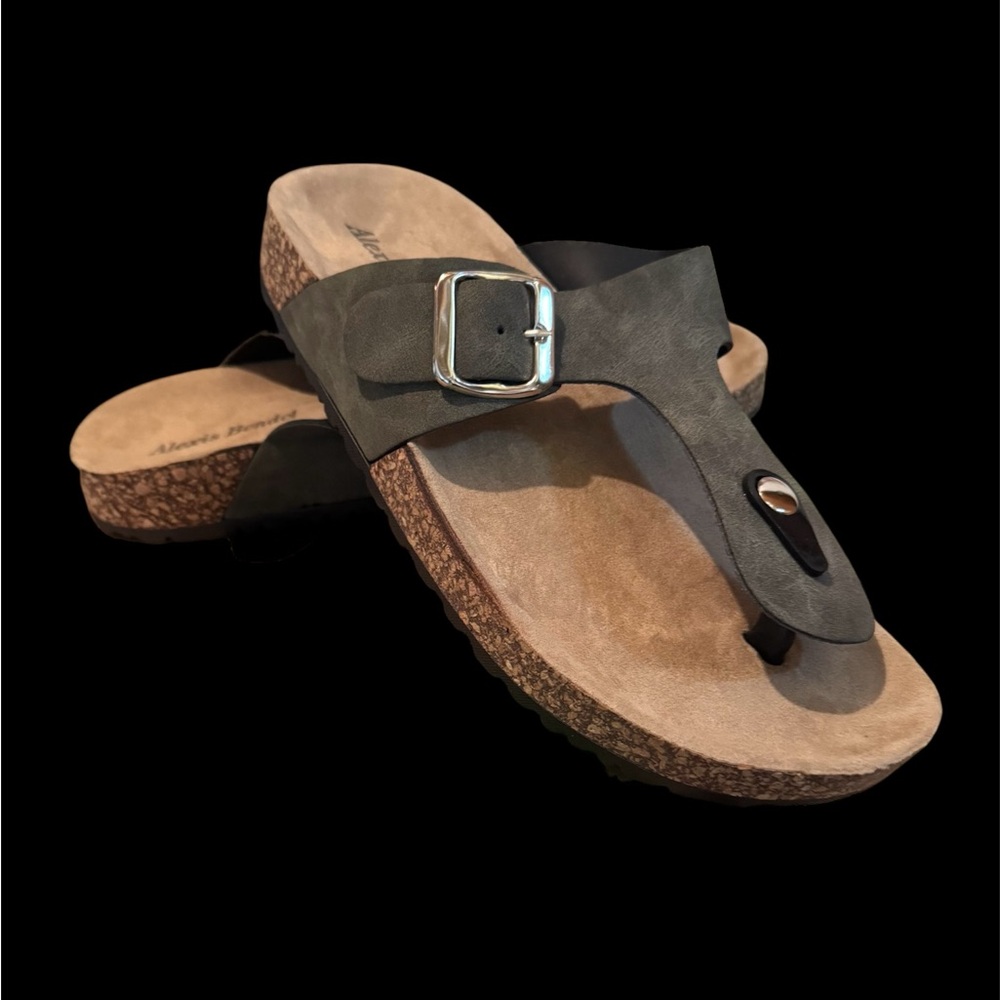 Adjustable Buckle Thong Sandal - Olive Green